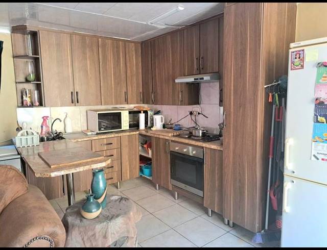 4 BEDROOM HOUSE FOR SALE IN BRACKENDOWNS